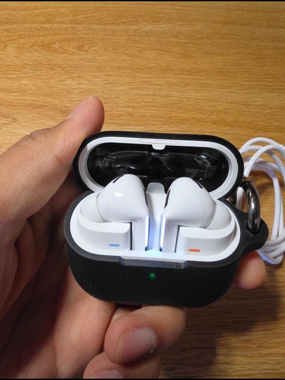 SAMSUNG Galaxy Buds 3 Pro Earbuds with Charging Case - White